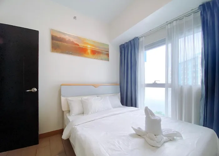 Apartment 120sqm 3bedrooms Luxurious Facing Bay Sunset Nearby Okada Moa Solaire Ayala Malls Manila