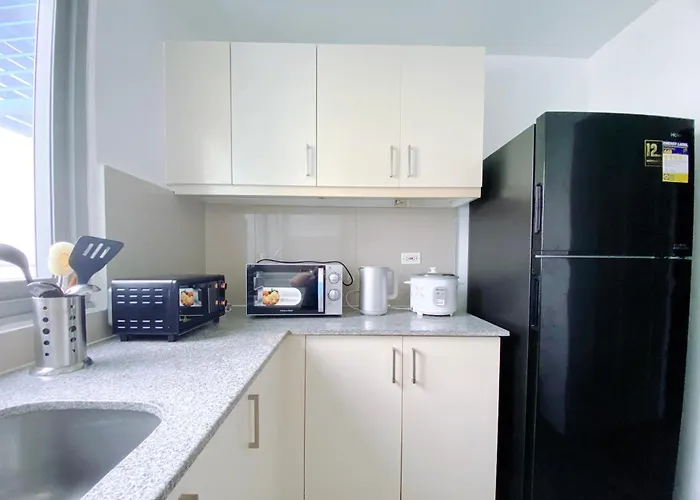 Apartment 120sqm 3bedrooms Luxurious Facing Bay Sunset Nearby Okada Moa Solaire Ayala Malls
