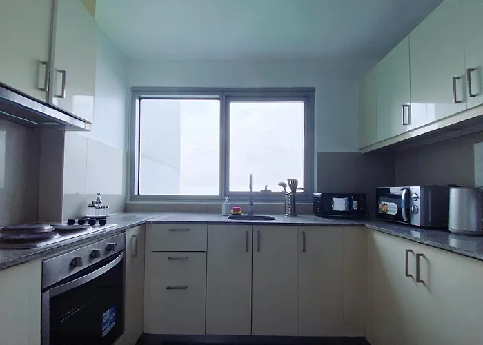 Apartment 120sqm 3bedrooms Luxurious Facing Bay Sunset Nearby Okada Moa Solaire Ayala Malls